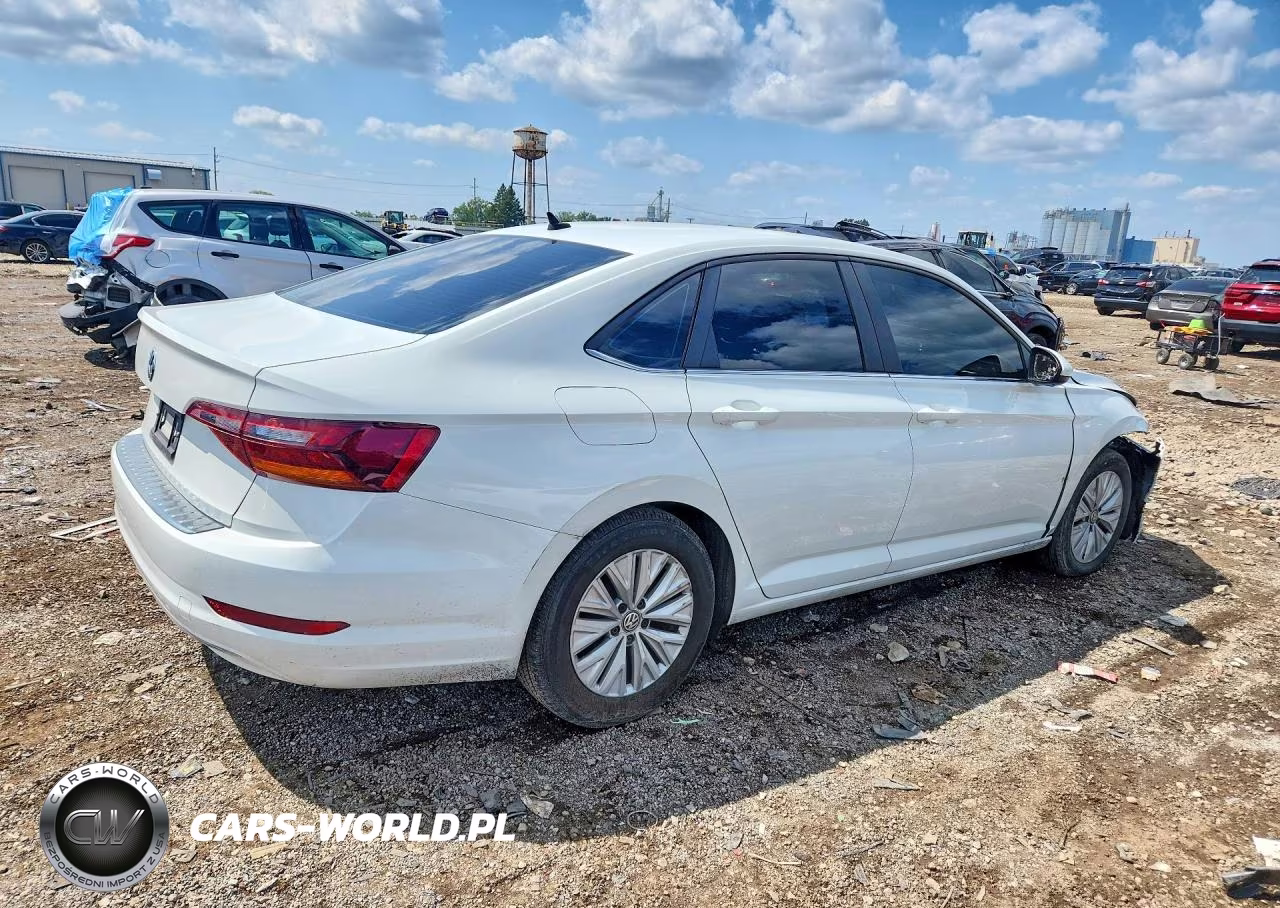 2019 Volkswagen Jetta S VIN:3VWCB7BU5KM166639 - 3