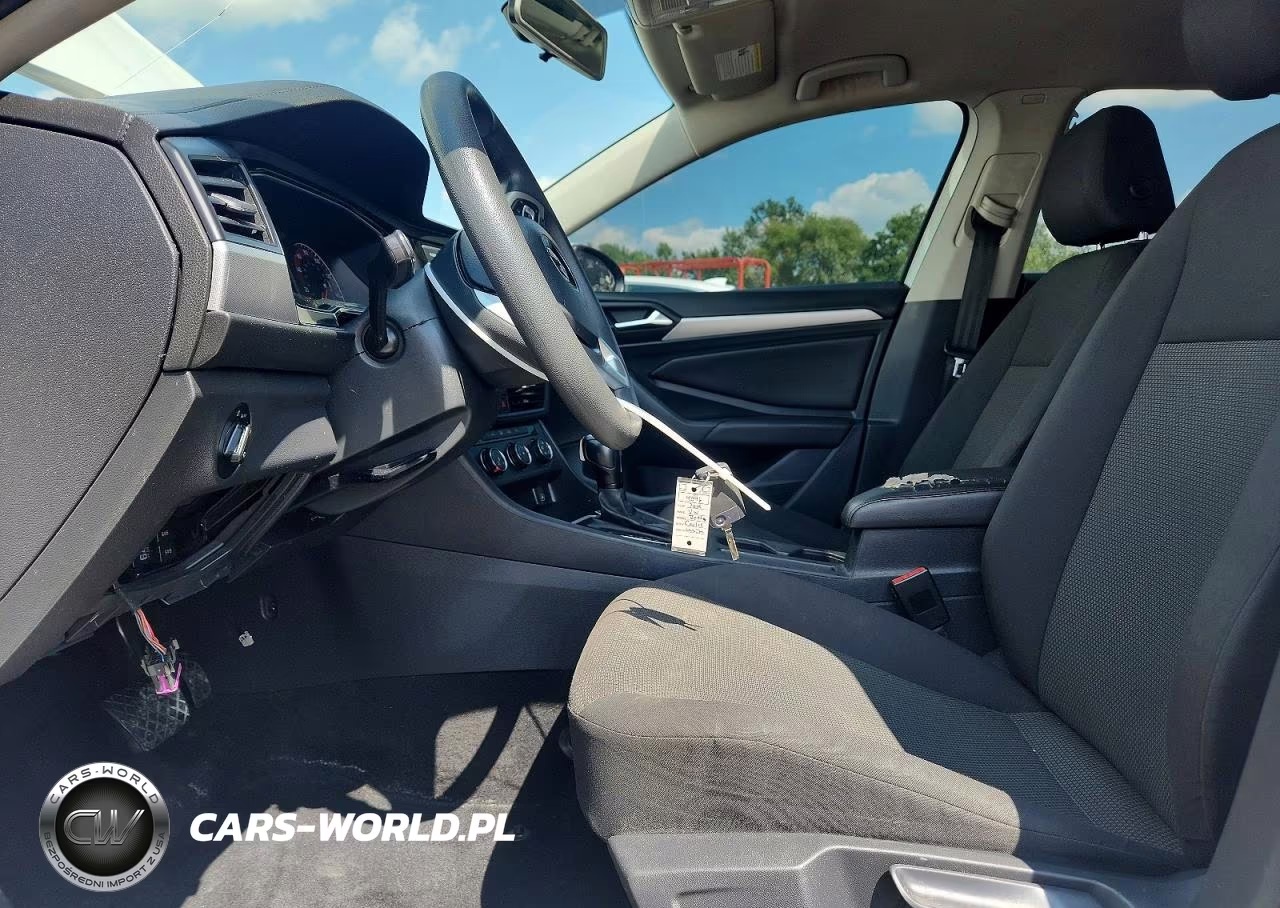 2019 Volkswagen Jetta S VIN:3VWCB7BU5KM166639 - 7