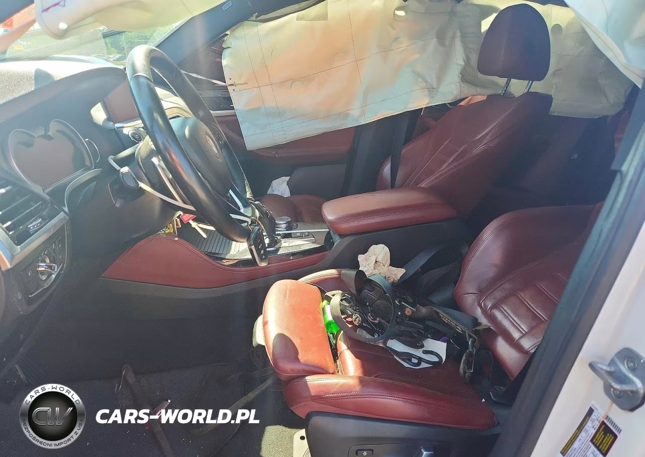 2019 BMW X4 xDrive30I VIN:5UXUJ3C53KLG53660 - 7