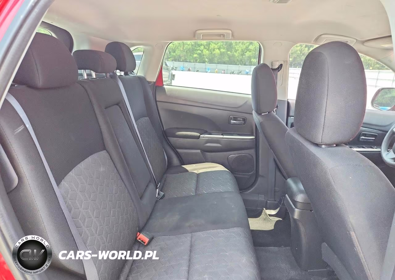 2020 Mitsubishi Outlander Sport Es VIN:JA4AP3AU1LU010823 - 11