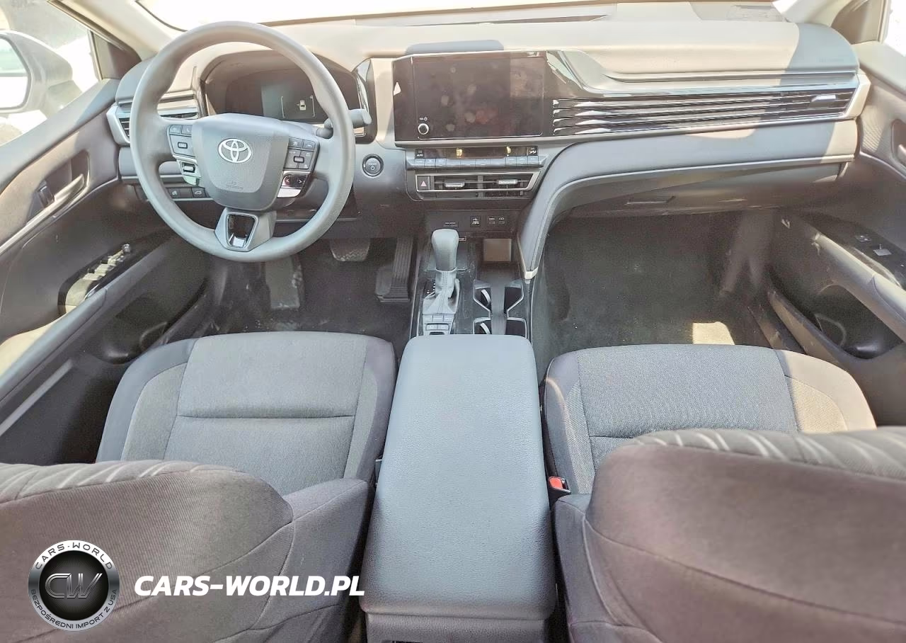2025 Toyota Camry Le VIN:4T1DAACK6SU578581 - 8