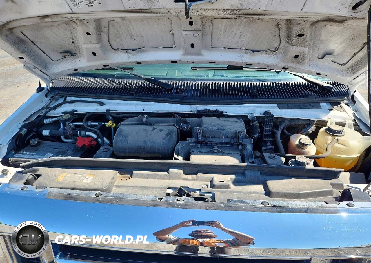 2022 Ford Econoline E350 Super Duty Cutaway Van VIN:1FDWE3FK1NDC25075 - 12