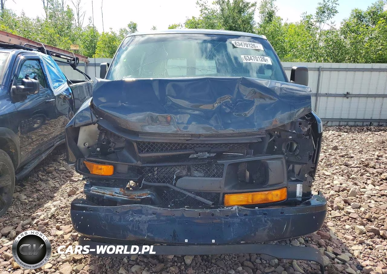 2017 Chevrolet Express G3500 VIN:1GCZGHFG6H1130070 - 5