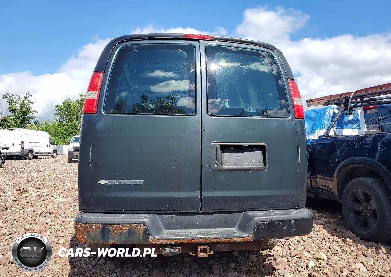 2017 Chevrolet Express G3500 VIN:1GCZGHFG6H1130070 - 6