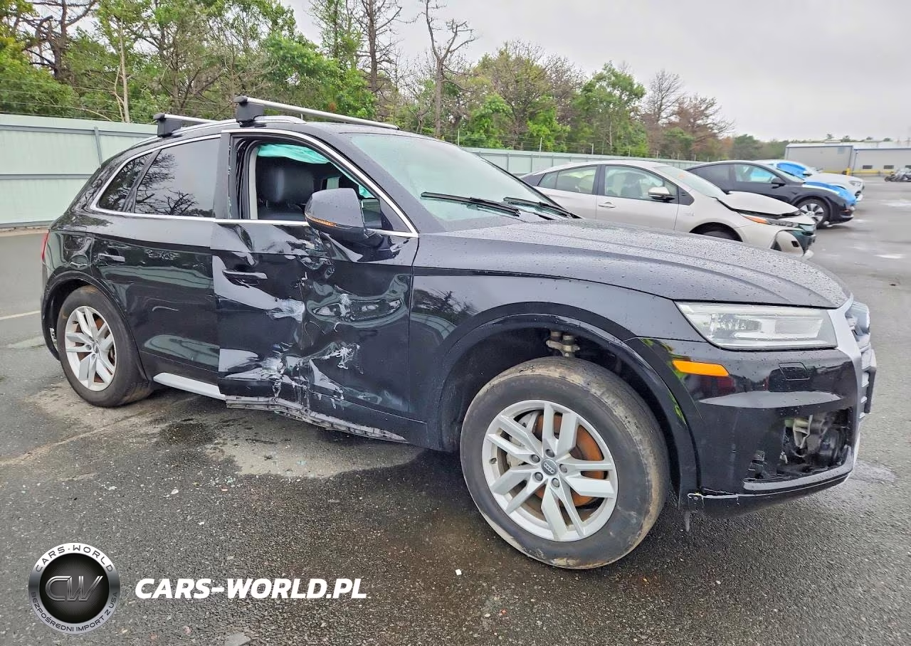2020 Audi Q5 Premium VIN:WA1ANAFY5L2044474 - 4