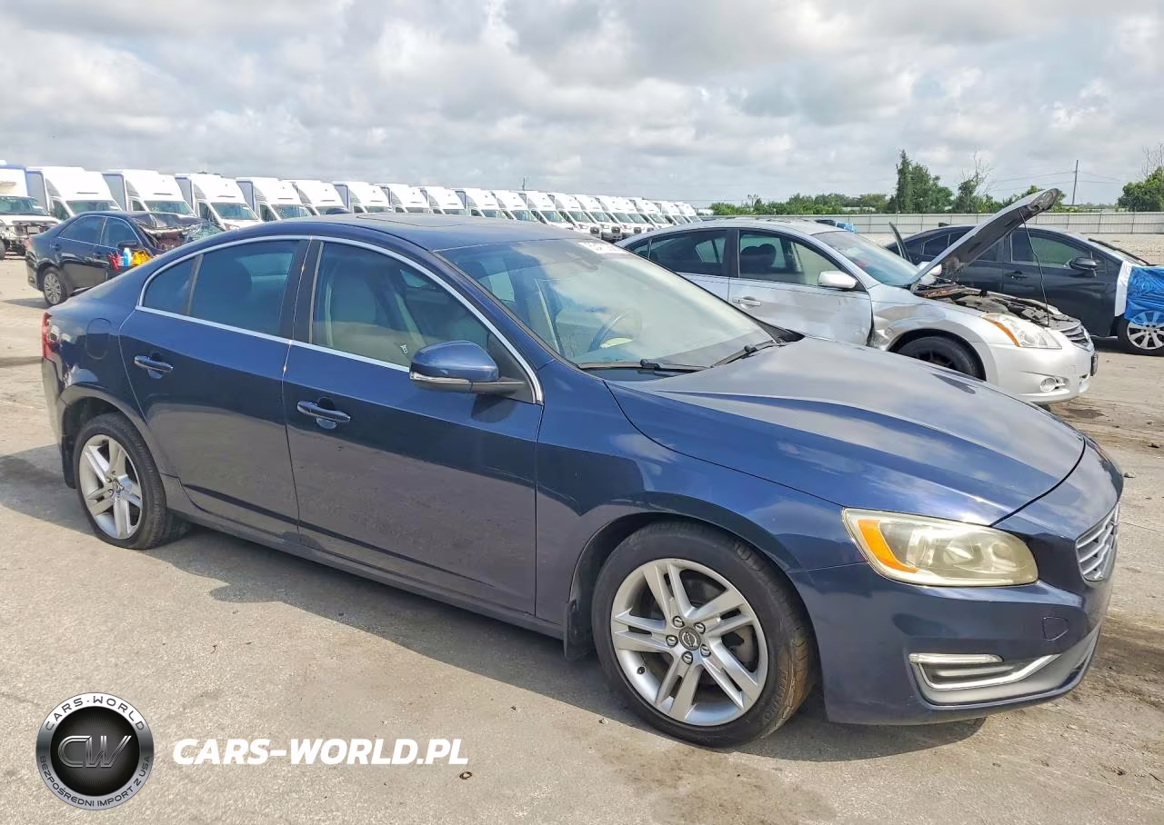 2015 Volvo S60 Premier VIN:YV140MFK7F2355272 - 4