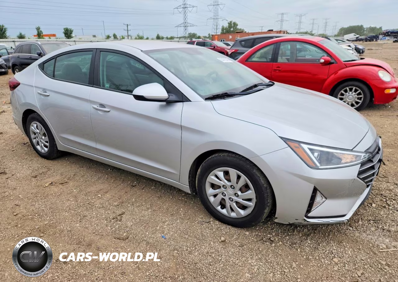 2019 Hyundai Elantra Se VIN:5NPD74LF1KH492967 - 4