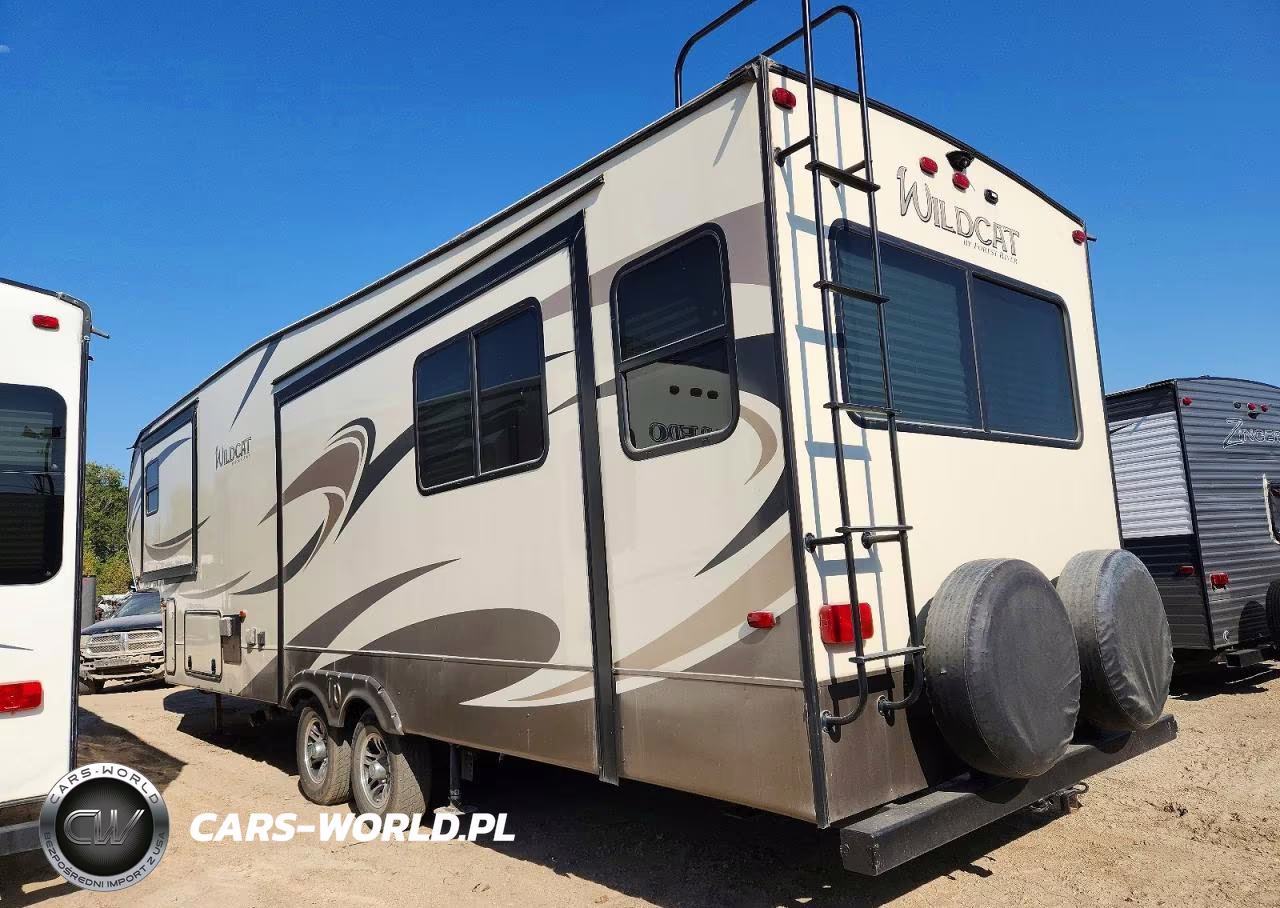 2018 Forest River Wildcat Camper VIN:5ZT3WCTB3JG002102 - 3