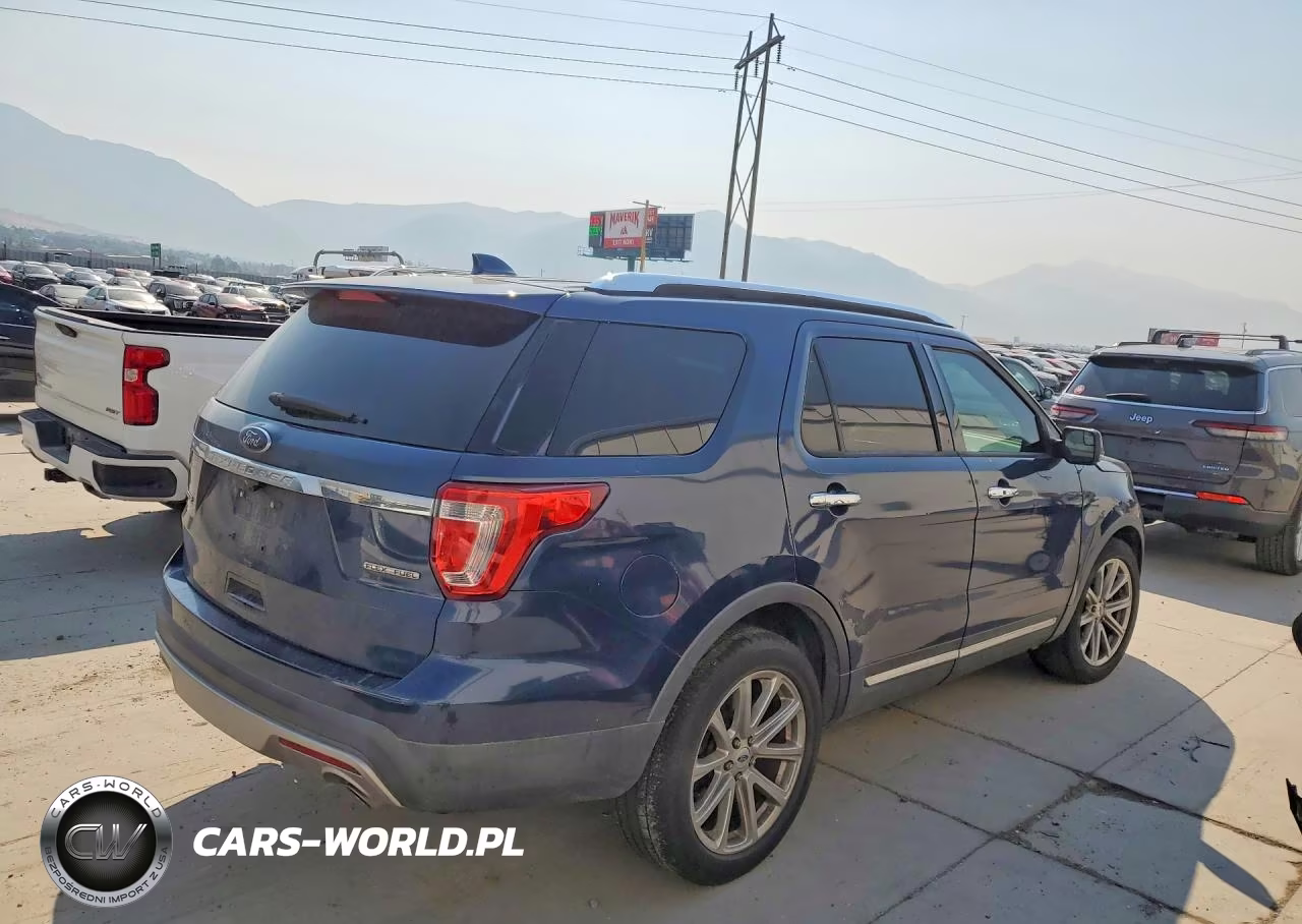 2016 Ford Explorer Limited VIN:1FM5K7F80GGC90310 - 3