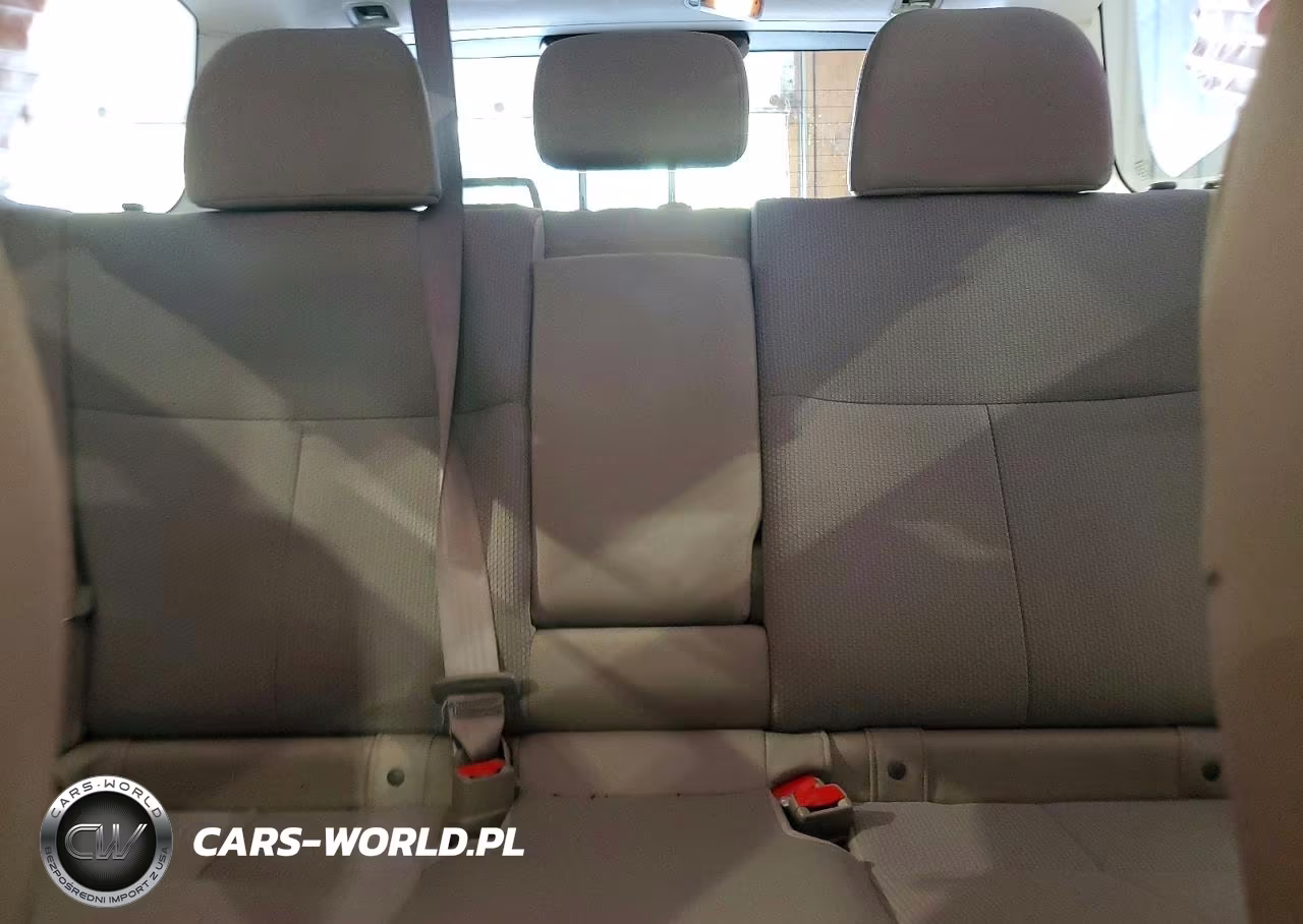 2011 Subaru Forester 2.5X VIN:JF2SHABC5BH715330 - 10