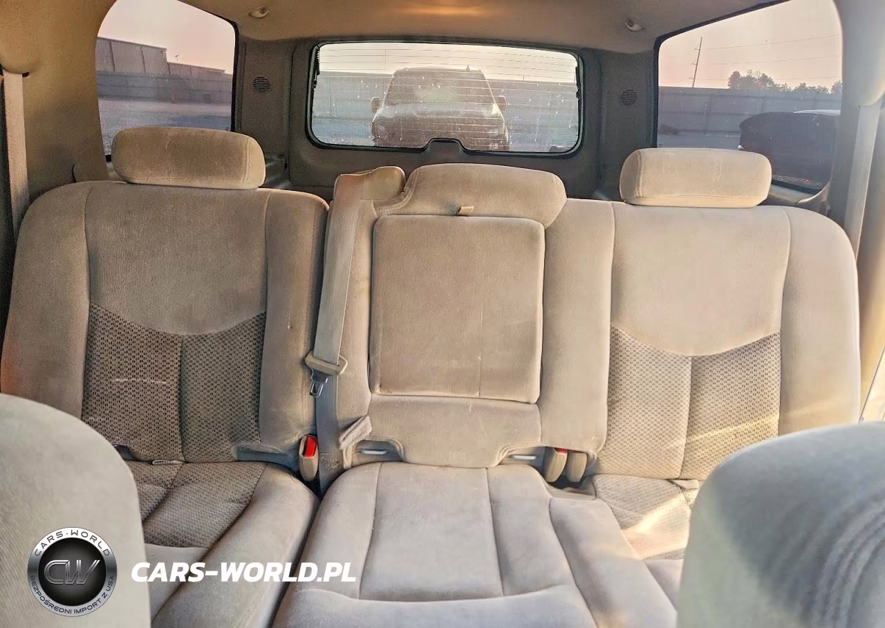 2003 Chevrolet Suburban C1500 VIN:3GNEC16Z63G276652 - 10