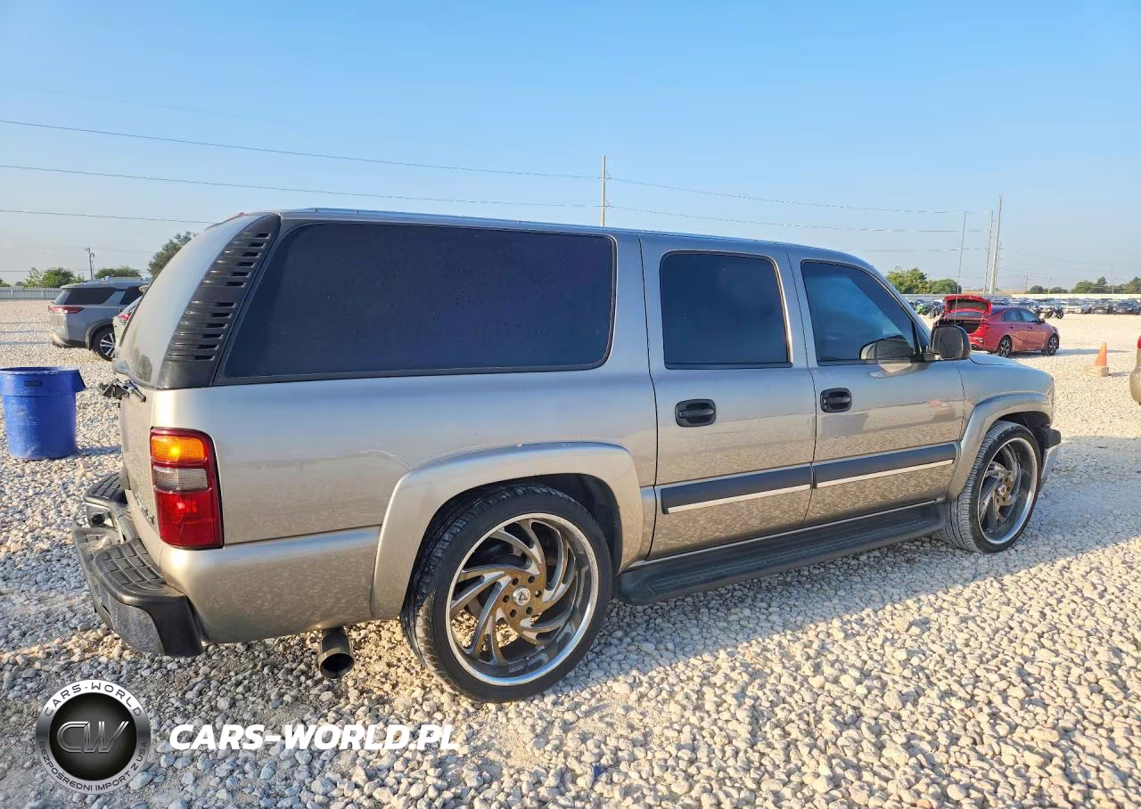 2003 Chevrolet Suburban C1500 VIN:3GNEC16Z63G276652 - 3
