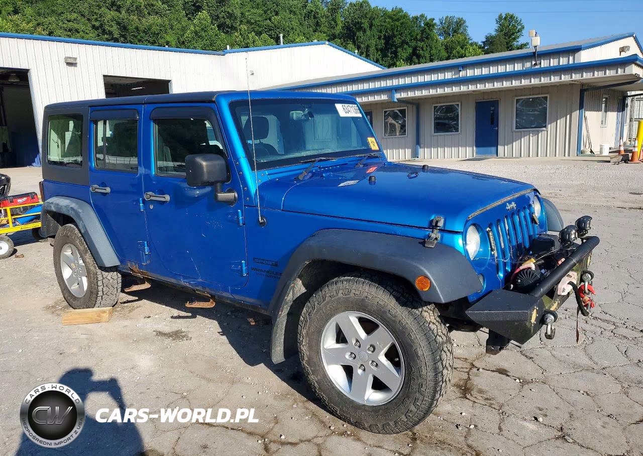 2015 Jeep Wrangler Unlimited Sport VIN:1C4BJWKG9FL533605 - 4