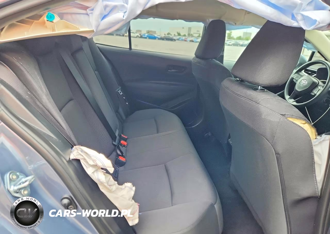 2026 Toyota Corolla Le VIN:5YFB4MDE5TP400740 - 10