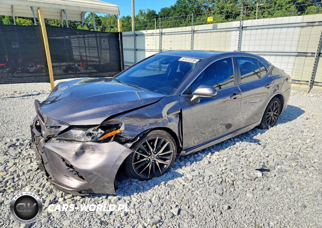 2021 Toyota Camry Se – zdjęcie 1 z 13