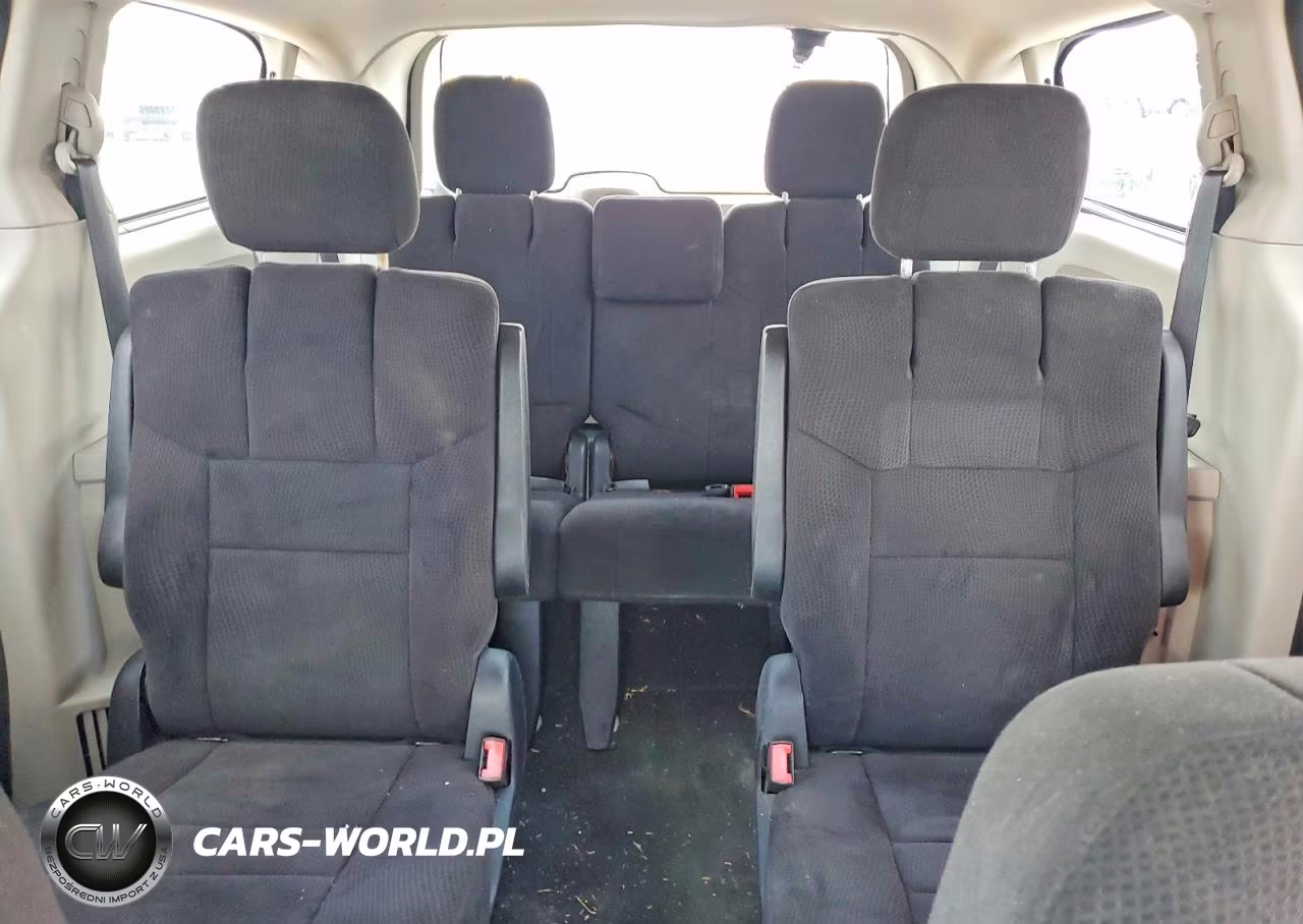 2011 Dodge Grand Caravan Express VIN:2D4RN4DG1BR795899 - 10