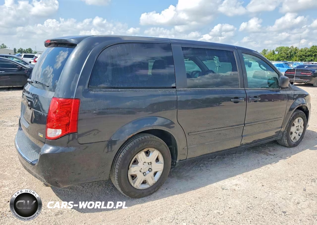 2011 Dodge Grand Caravan Express VIN:2D4RN4DG1BR795899 - 3