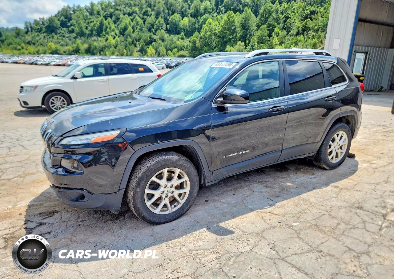 2016 Jeep Cherokee Latitude – zdjęcie 1 z 13