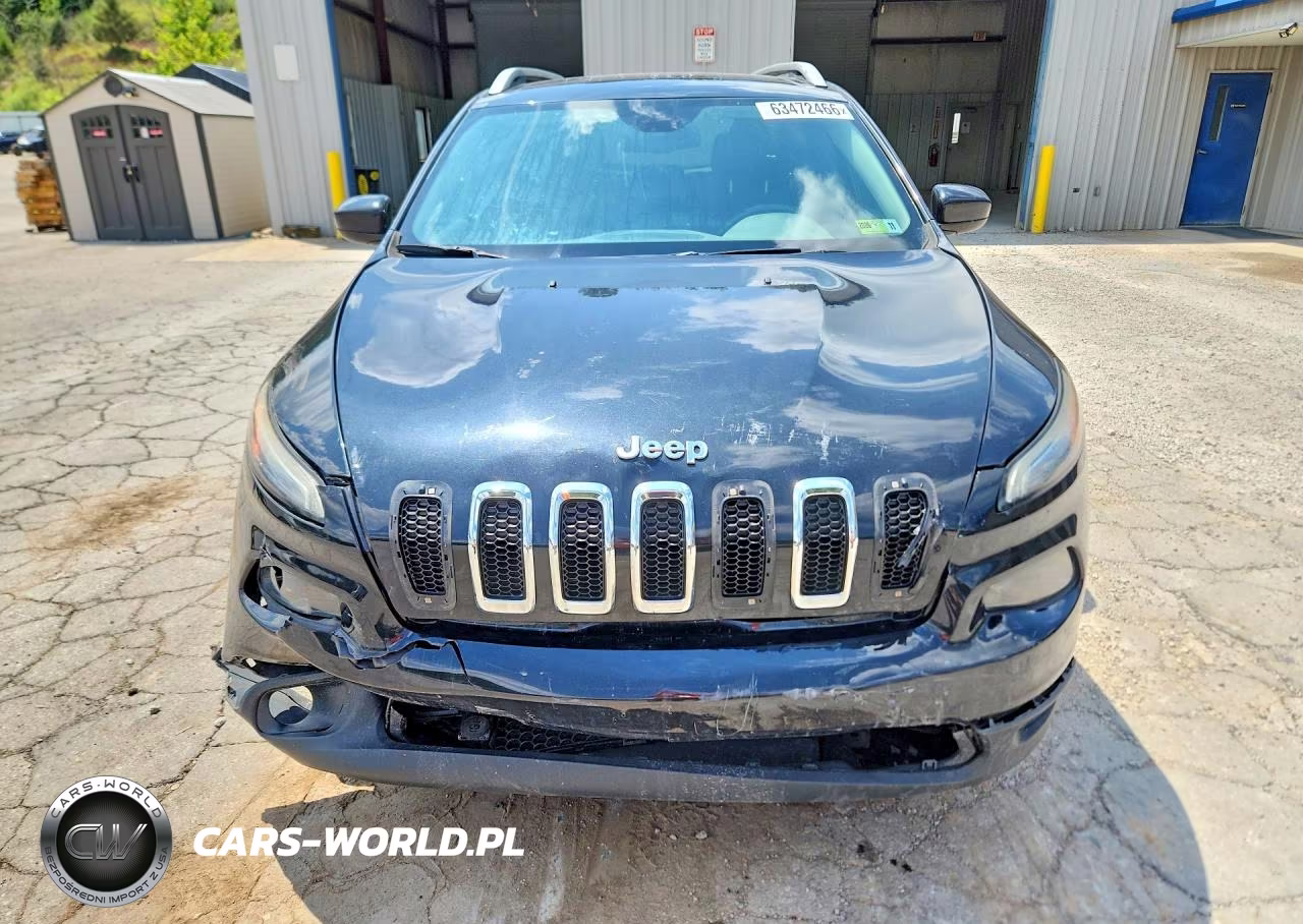2016 Jeep Cherokee Latitude VIN:1C4PJMCS5GW119055 - 5