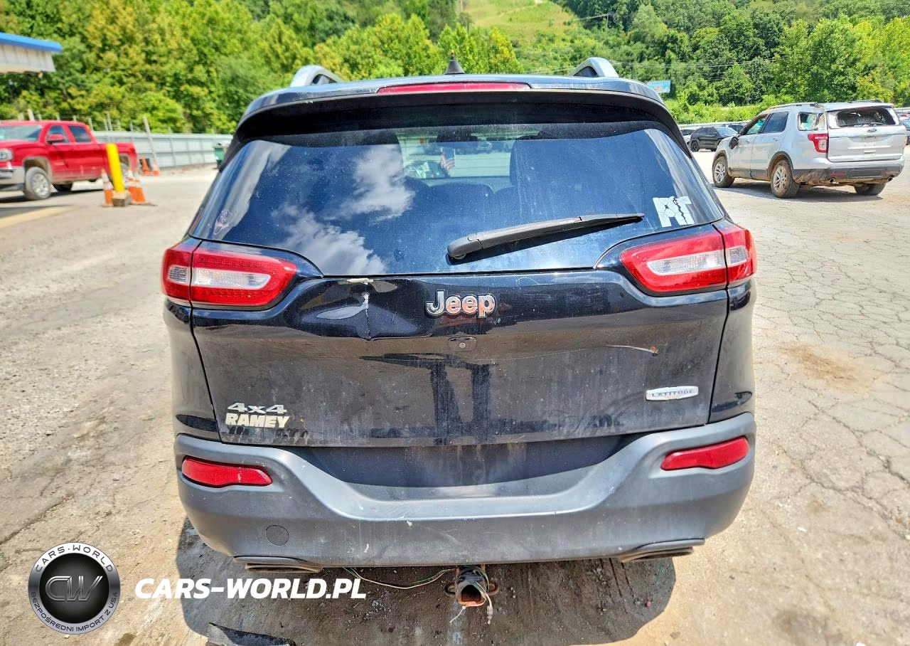 2016 Jeep Cherokee Latitude VIN:1C4PJMCS5GW119055 - 6