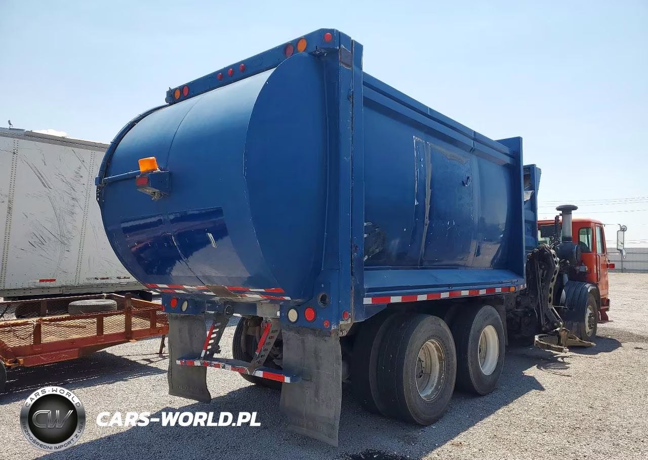 2011 Autocar Llc Xpeditor Refuse Truck VIN:5VCACRKF2BH211743 - 3