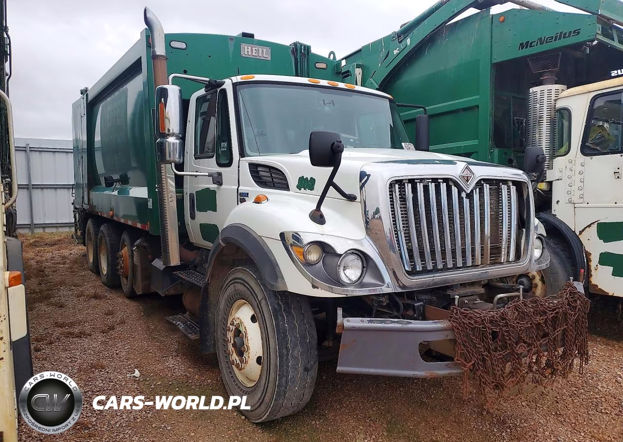 2009 International 7400 Refuse Truck VIN:1HTWGAZR09J136572 - 4
