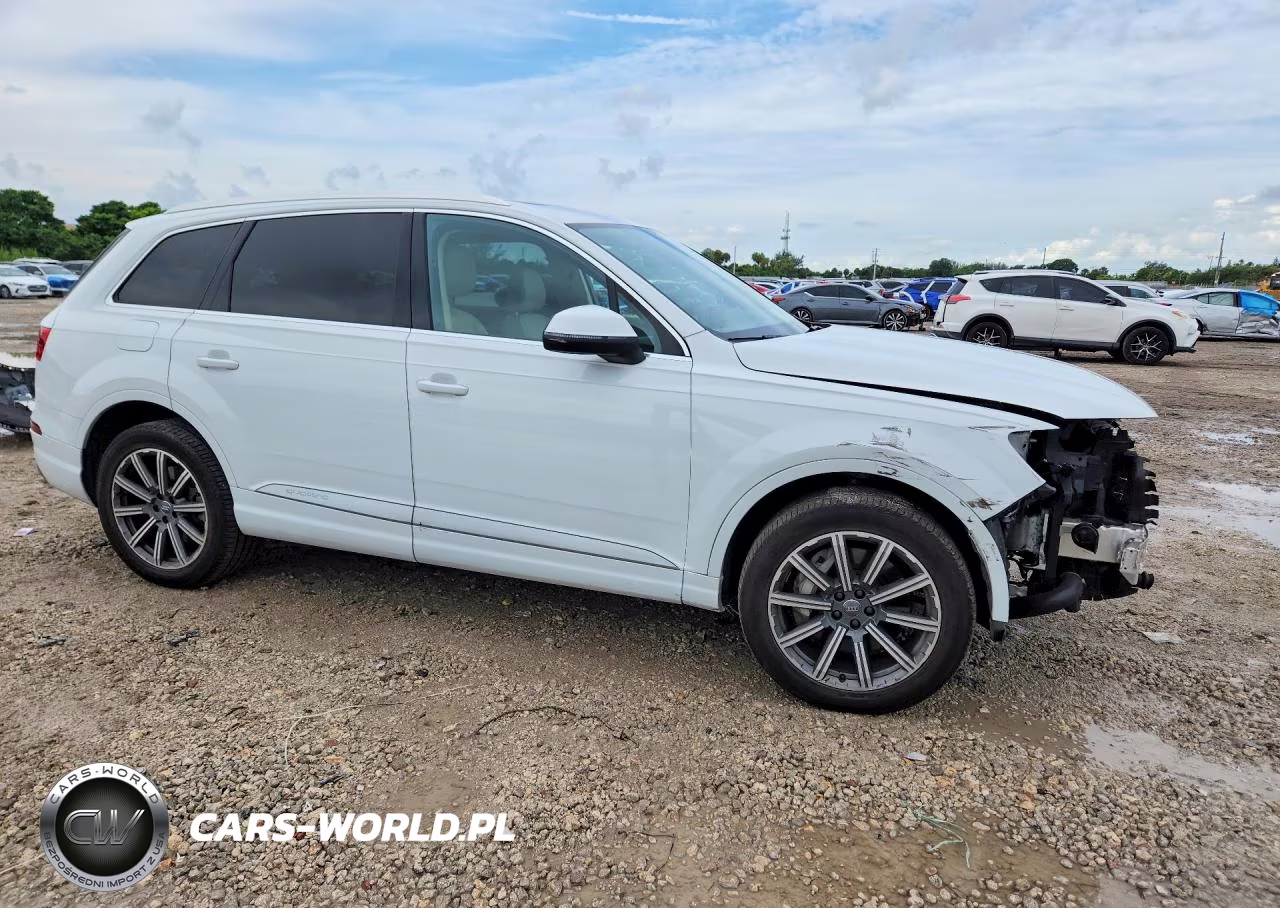 2019 Audi Q7 Premium Plus VIN:WA1LHAF78KD024441 - 4
