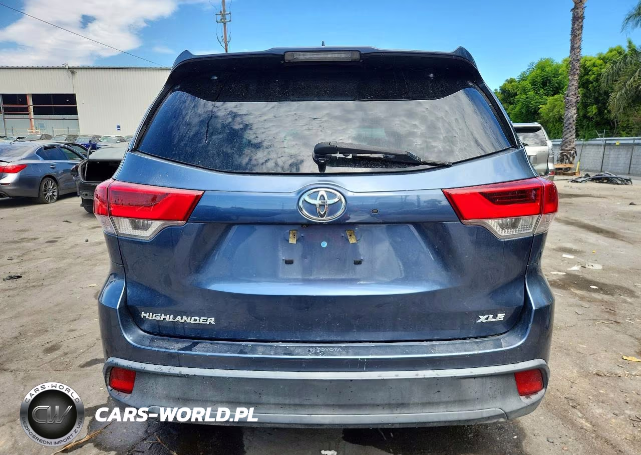 2017 Toyota Highlander Xle VIN:5TDKZRFH9HS510677 - 6