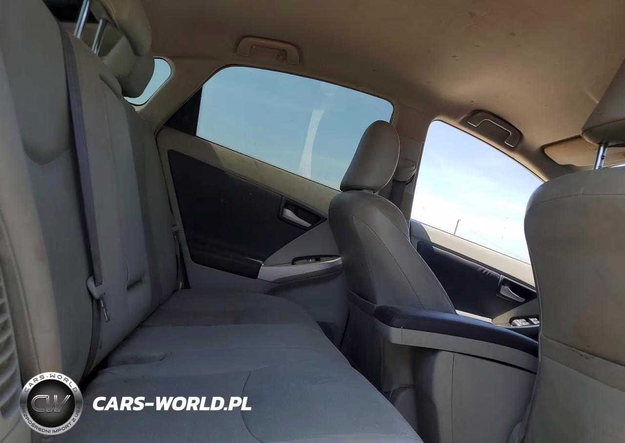 2011 Toyota Prius Four VIN:JTDKN3DU7B0264506 - 10