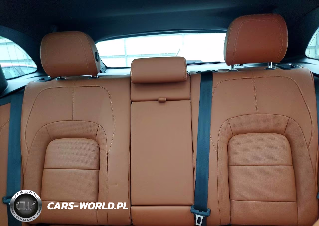 2025 Jaguar F-Pace R-Dynamic S VIN:SADCT2EX2SA742939 - 10