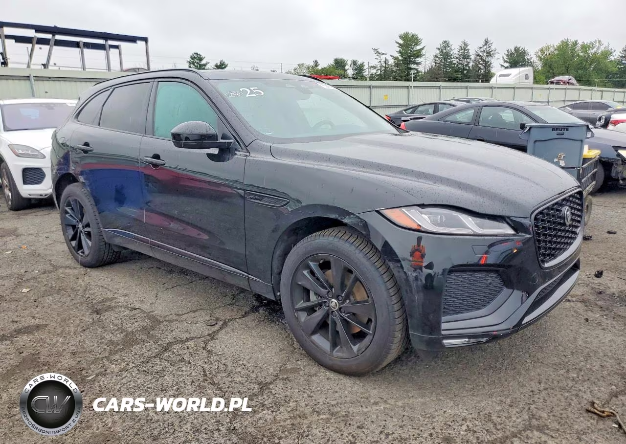 2025 Jaguar F-Pace R-Dynamic S VIN:SADCT2EX2SA742939 - 4
