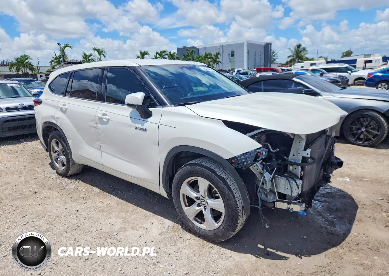 2020 Toyota Highlander Hybrid Le VIN:5TDZARAH8LS501121 - 4