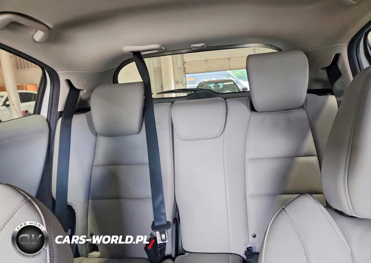 2019 Honda Hr-V Touring VIN:3CZRU6H96KM700472 - 10