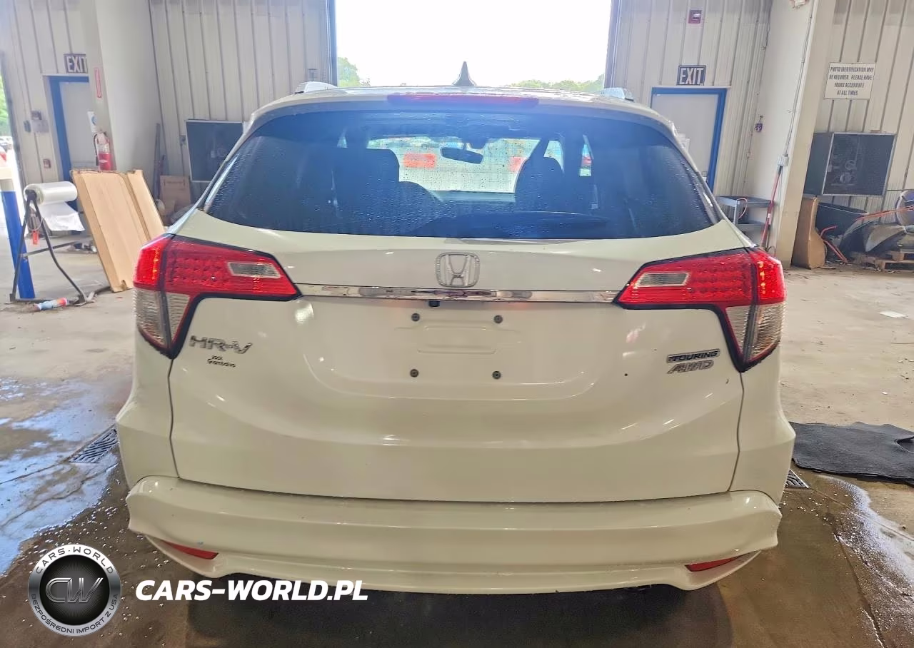 2019 Honda Hr-V Touring VIN:3CZRU6H96KM700472 - 6