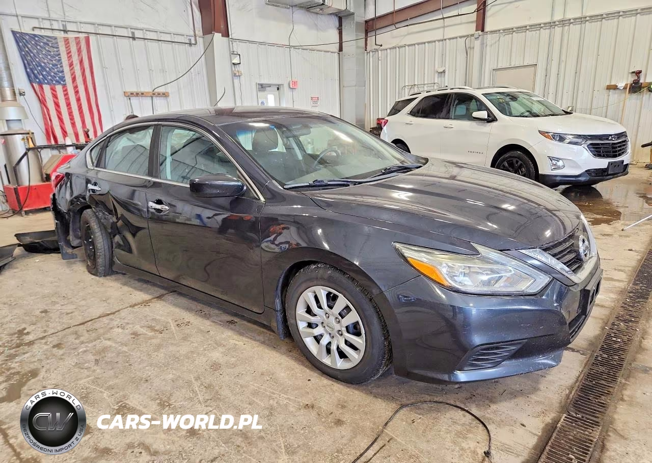 2017 Nissan Altima 2.5 S VIN:1N4AL3AP0HC167662 - 4