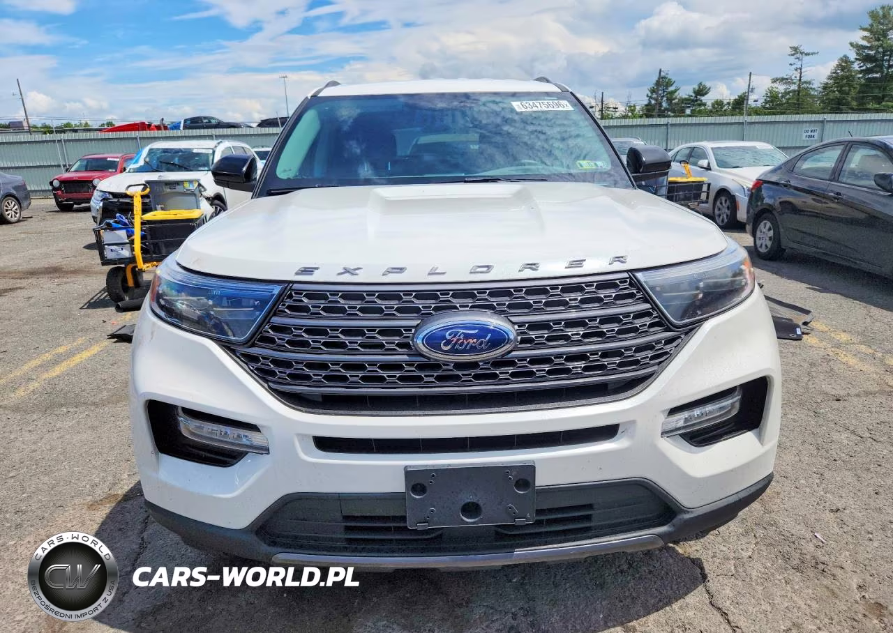2023 Ford Explorer Xlt VIN:1FMSK8DH9PGB34715 - 5