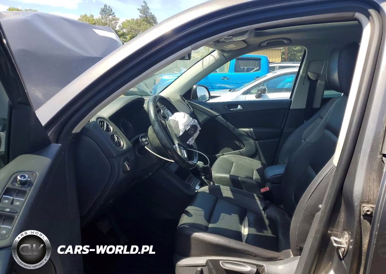 2012 Volkswagen Tiguan S VIN:WVGAV7AX8CW003087 - 7