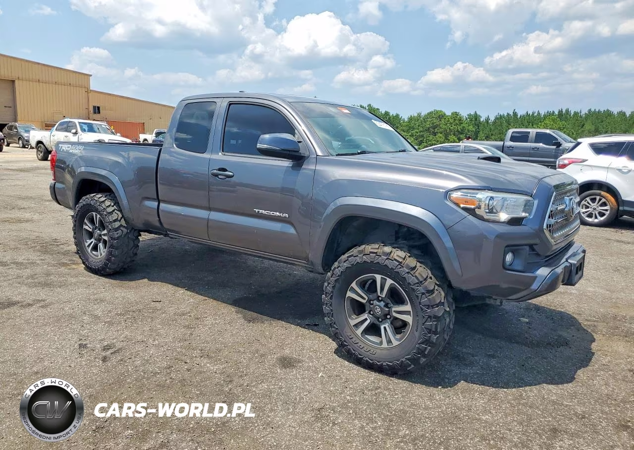 2017 Toyota Tacoma Trd Sport VIN:5TFSZ5AN4HX108288 - 4
