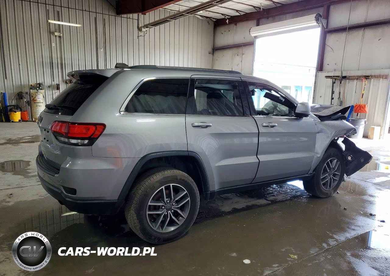 2020 Jeep Grand Cherokee Laredo VIN:1C4RJFAG4LC256597 - 3