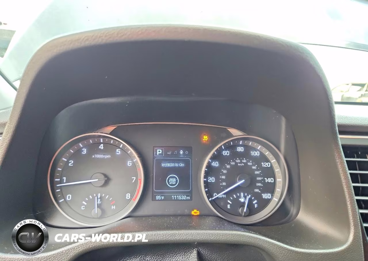 2018 Hyundai Elantra Value Edition VIN:5NPD84LFXJH299096 - 9