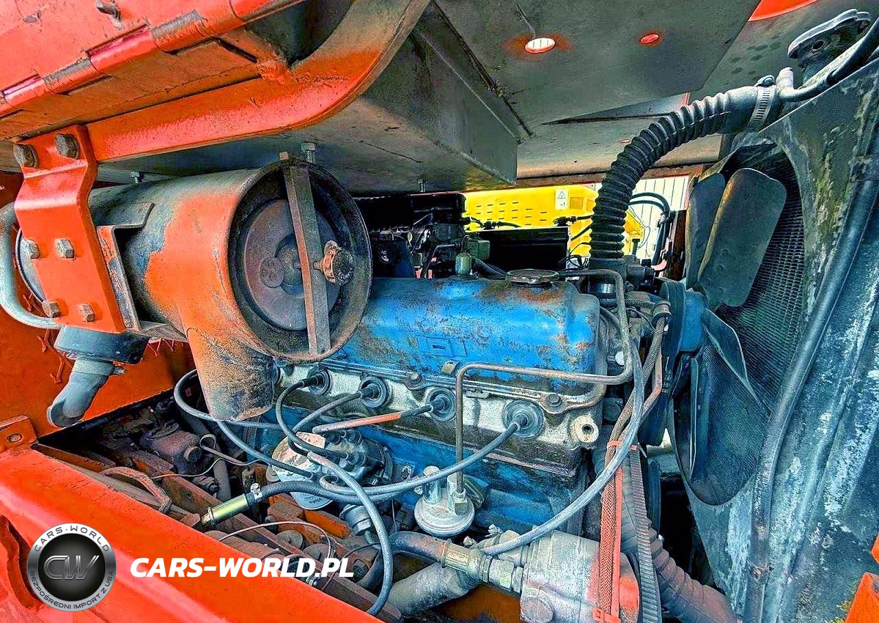 Yale G83C-100-Swt (Factory Model 6830-100-Sw7), 10,000 Lb Capacity, 14,500 Lb Operating Weight, Serial P169782. VIN:P169782 - 10