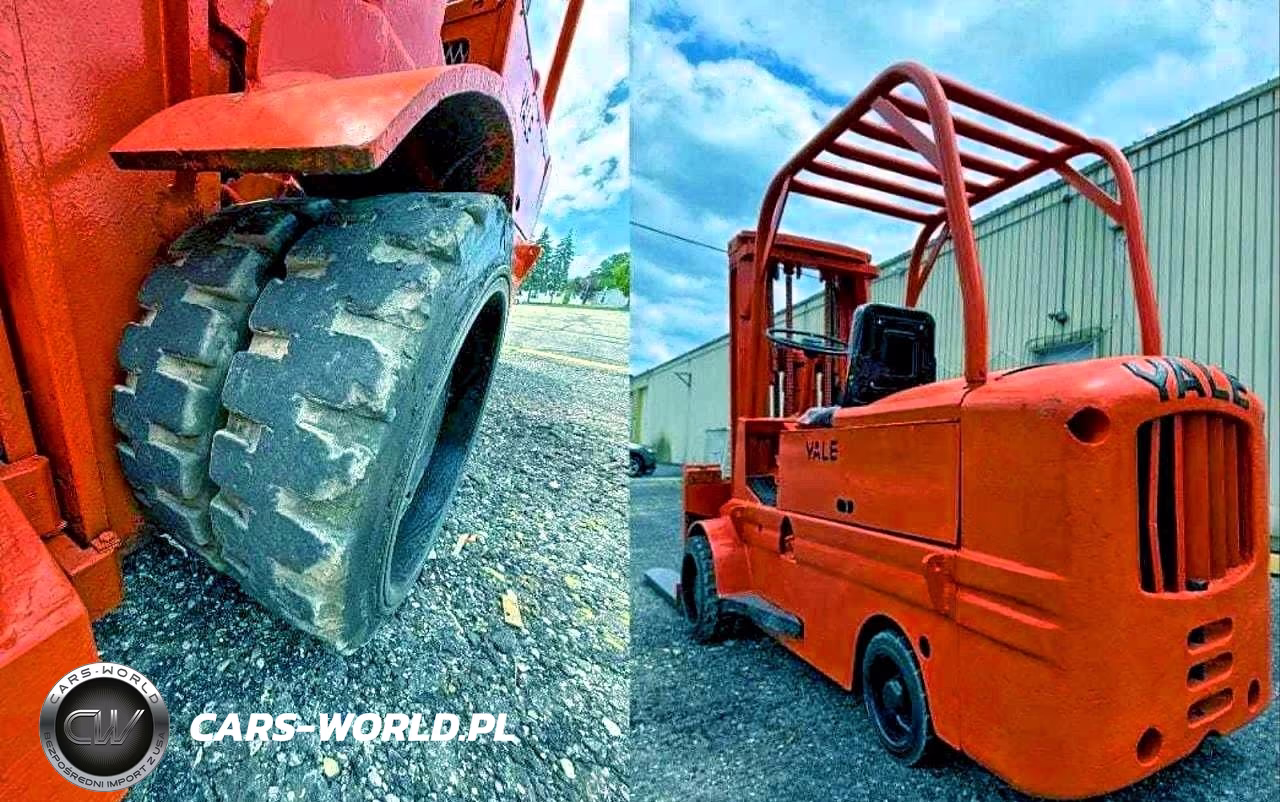 Yale G83C-100-Swt (Factory Model 6830-100-Sw7), 10,000 Lb Capacity, 14,500 Lb Operating Weight, Serial P169782. VIN:P169782 - 3