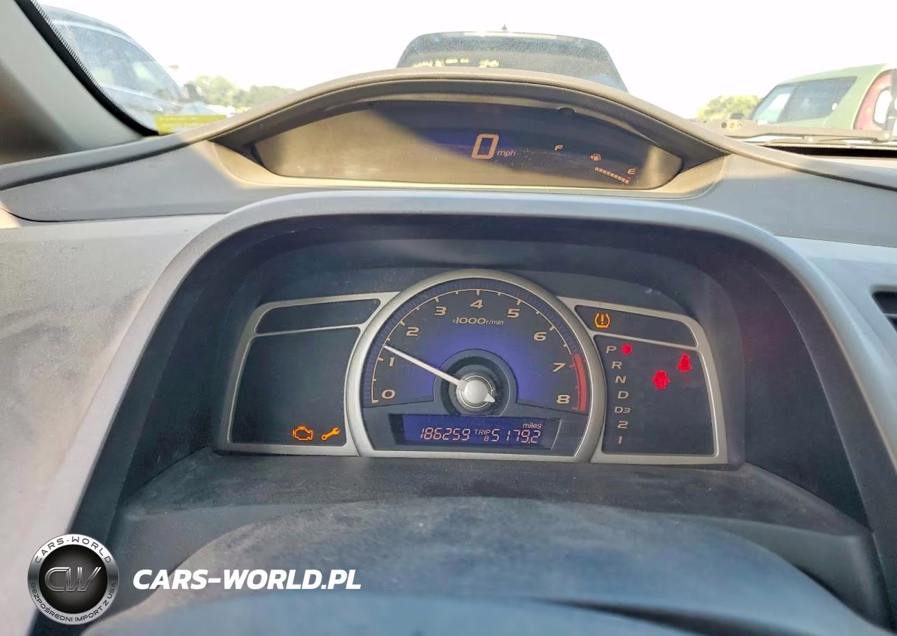 2011 Honda Civic Lx VIN:2HGFA1F5XBH546692 - 9