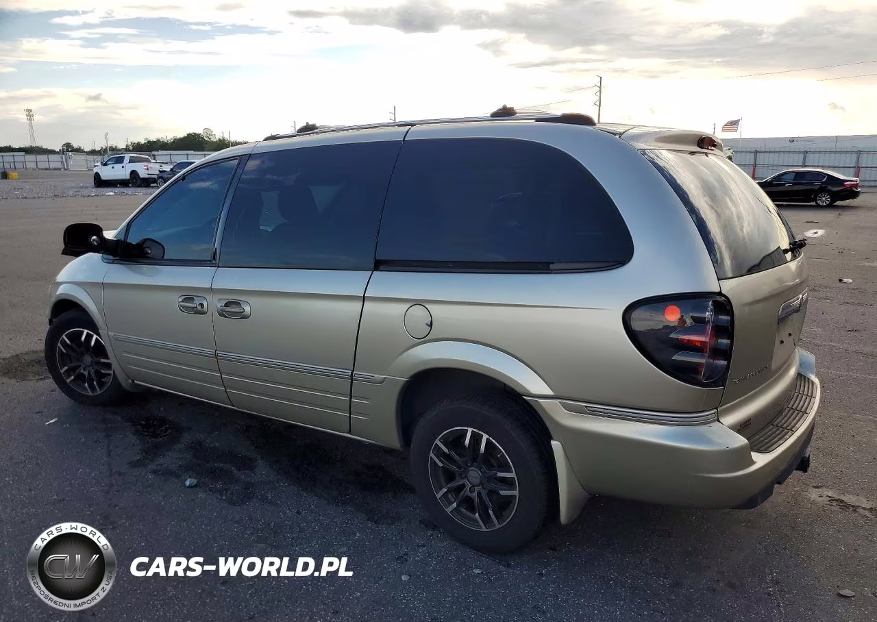 2005 Chrysler Town & Country Limited VIN:2C8GP64L75R120374 - 2
