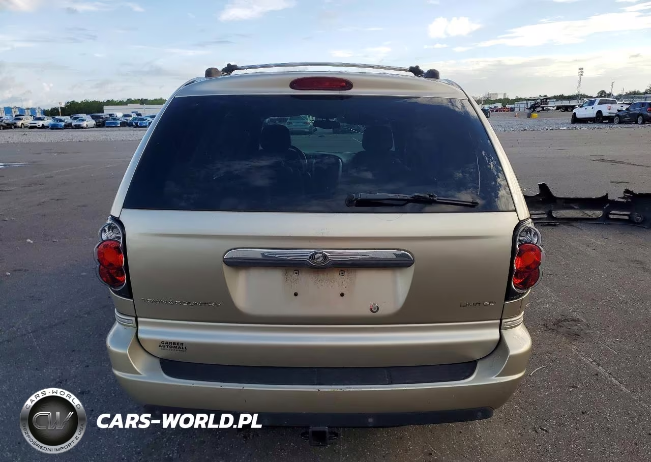 2005 Chrysler Town & Country Limited VIN:2C8GP64L75R120374 - 6