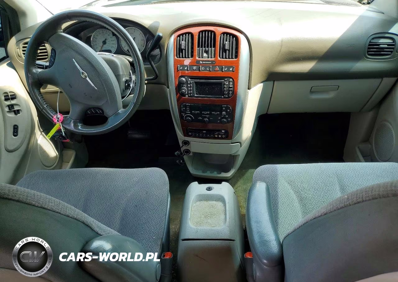 2005 Chrysler Town & Country Limited VIN:2C8GP64L75R120374 - 8
