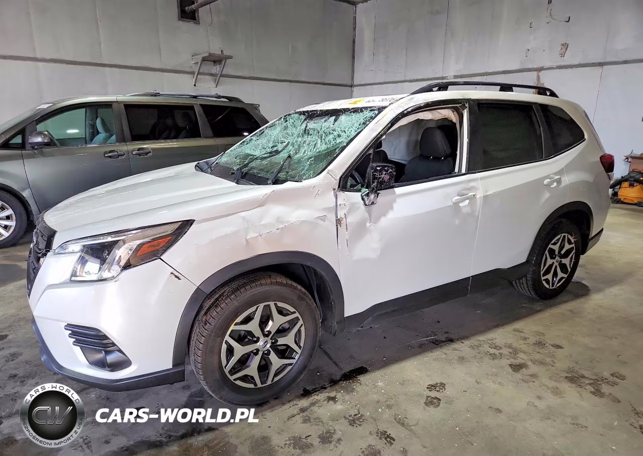 2022 Subaru Forester Premium – zdjęcie 1 z 12