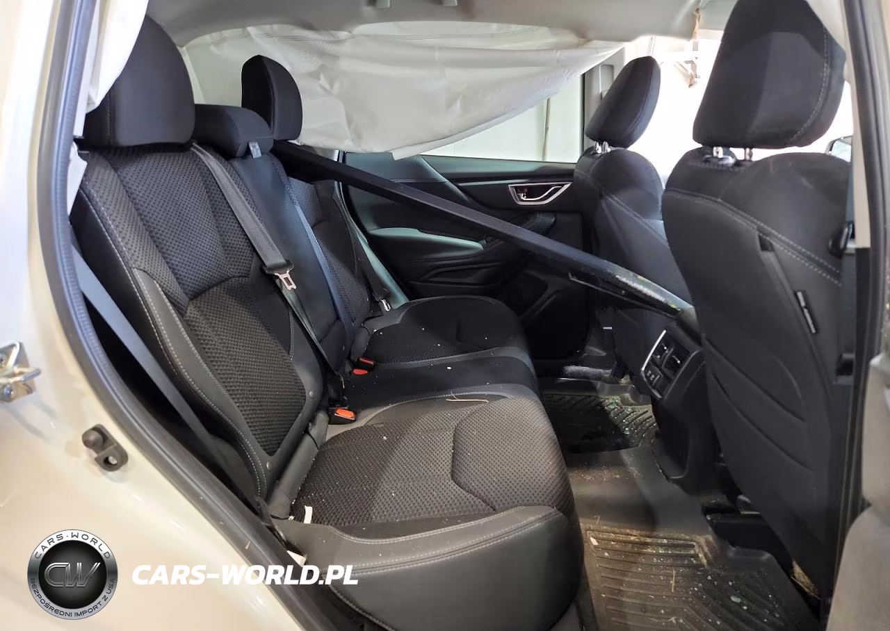 2022 Subaru Forester Premium VIN:JF2SKAEC4NH493848 - 10