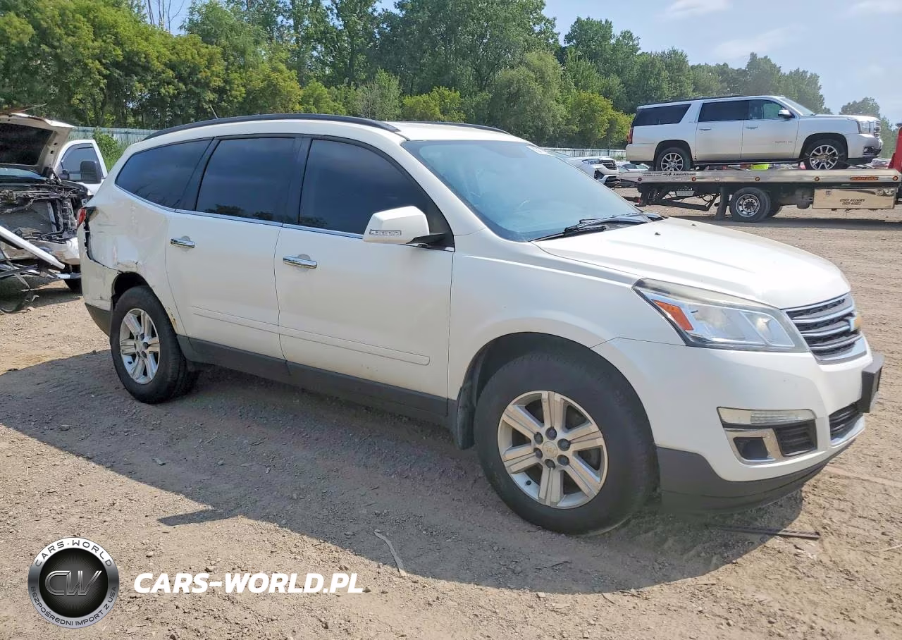 2013 Chevrolet Traverse Lt VIN:1GNKVGKD2DJ142859 - 4