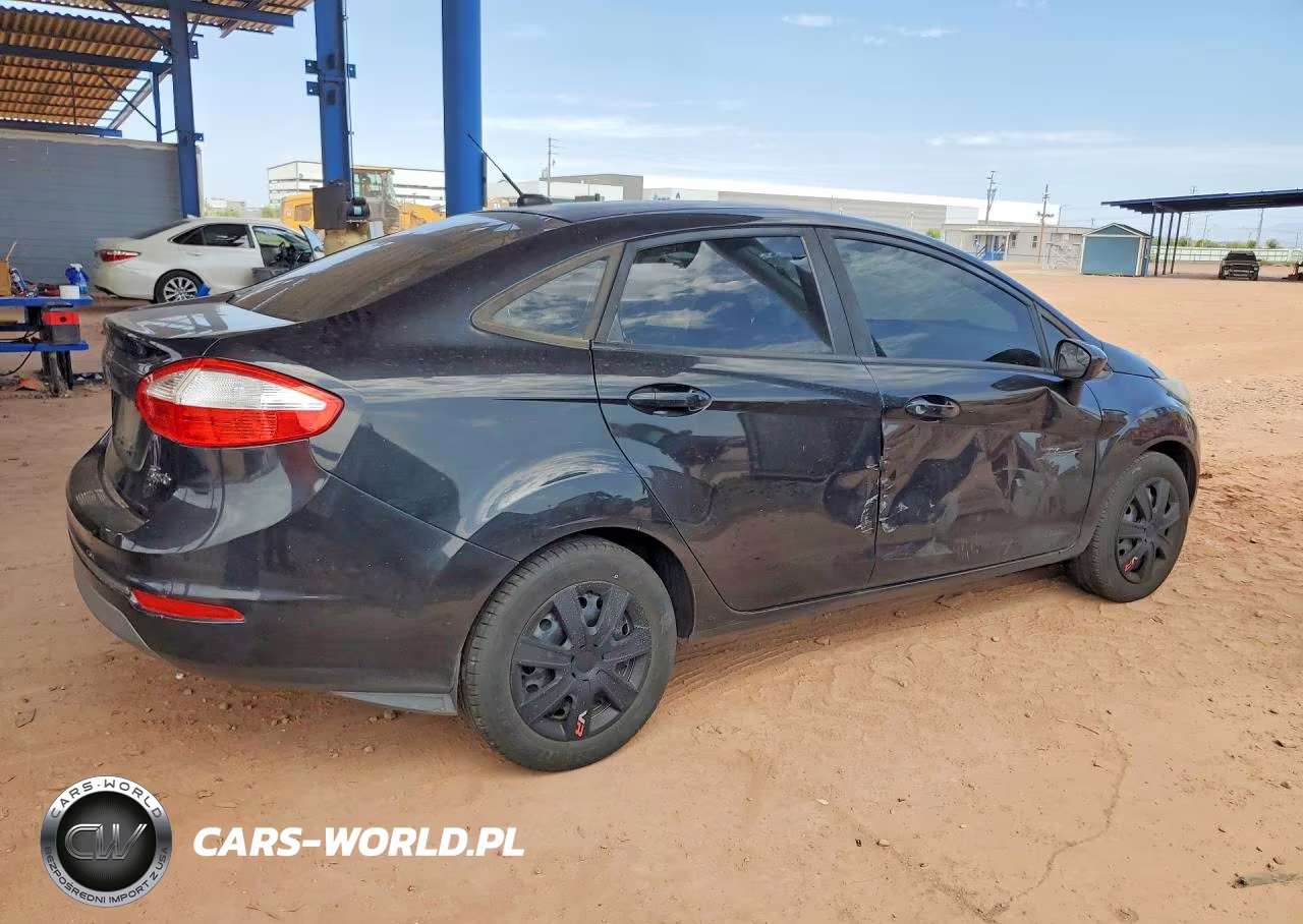 2015 Ford Fiesta S VIN:3FADP4AJ4FM161992 - 3